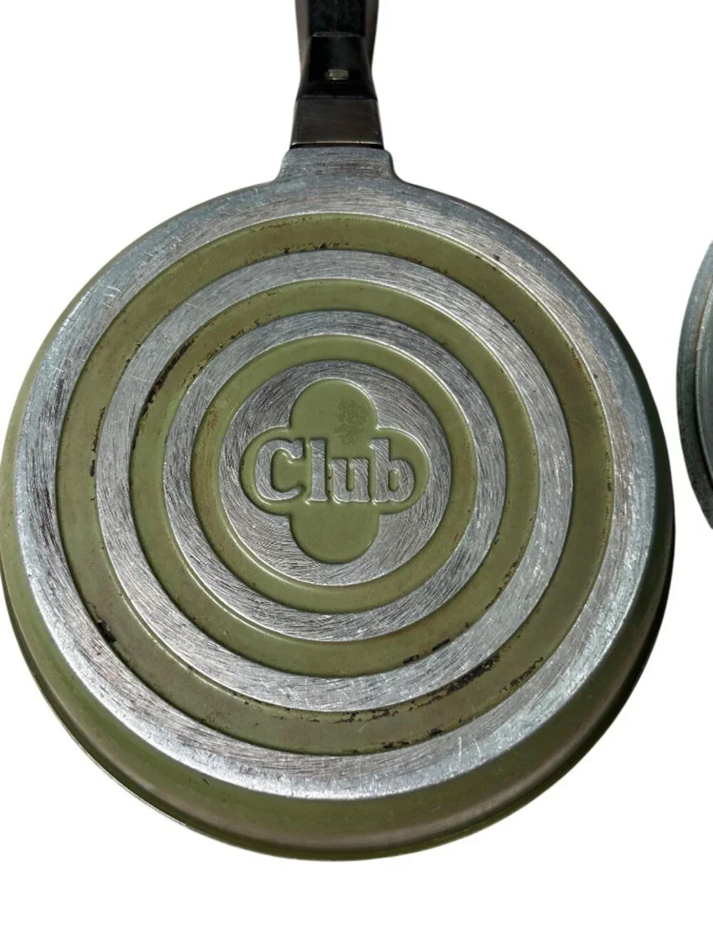 VTG Club Aluminum Saucepan w/ Lid Olive Green 7 inch Durable Collectible Skillet